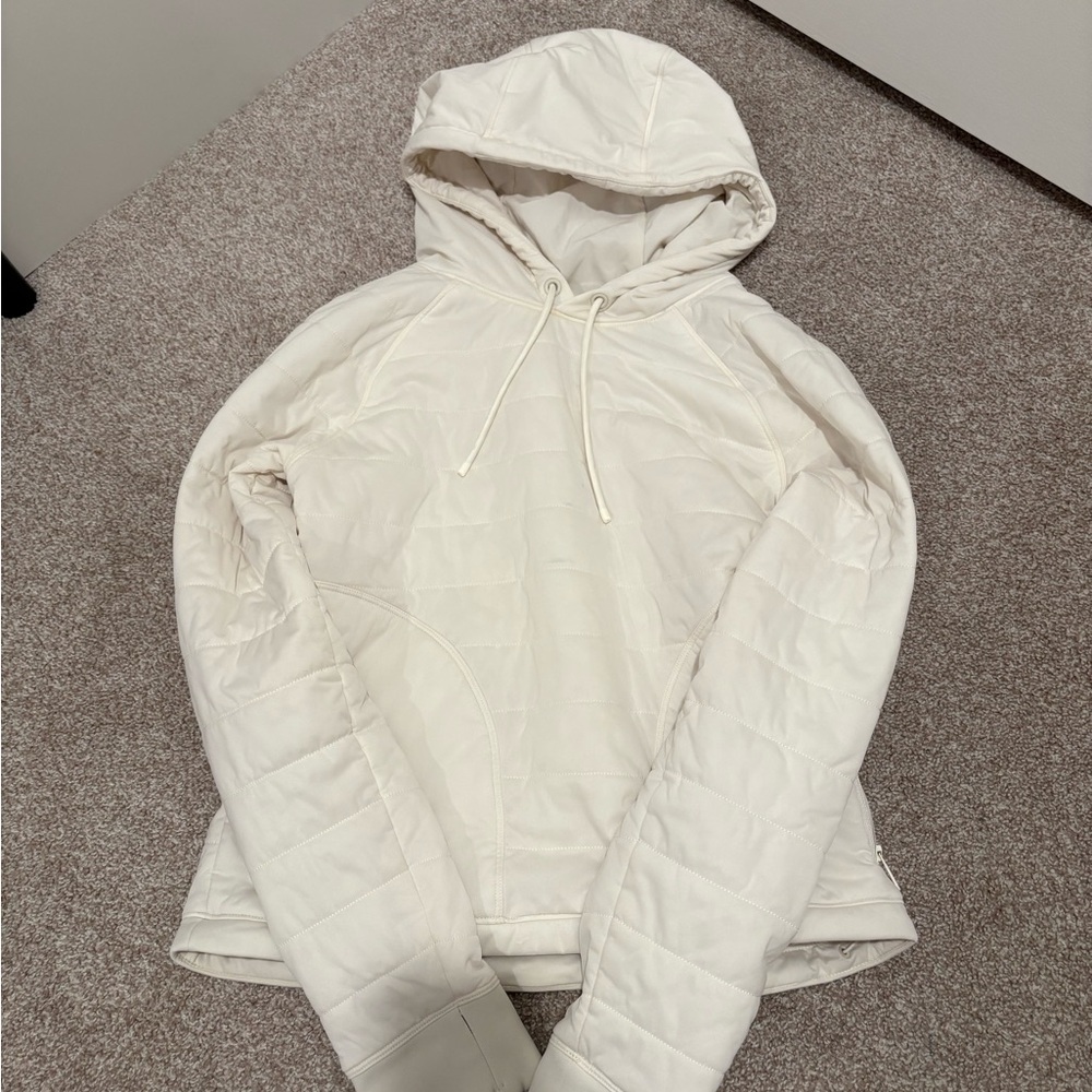 ❗️SOLD❗️Lululemon white insulated puffer hoodie $168